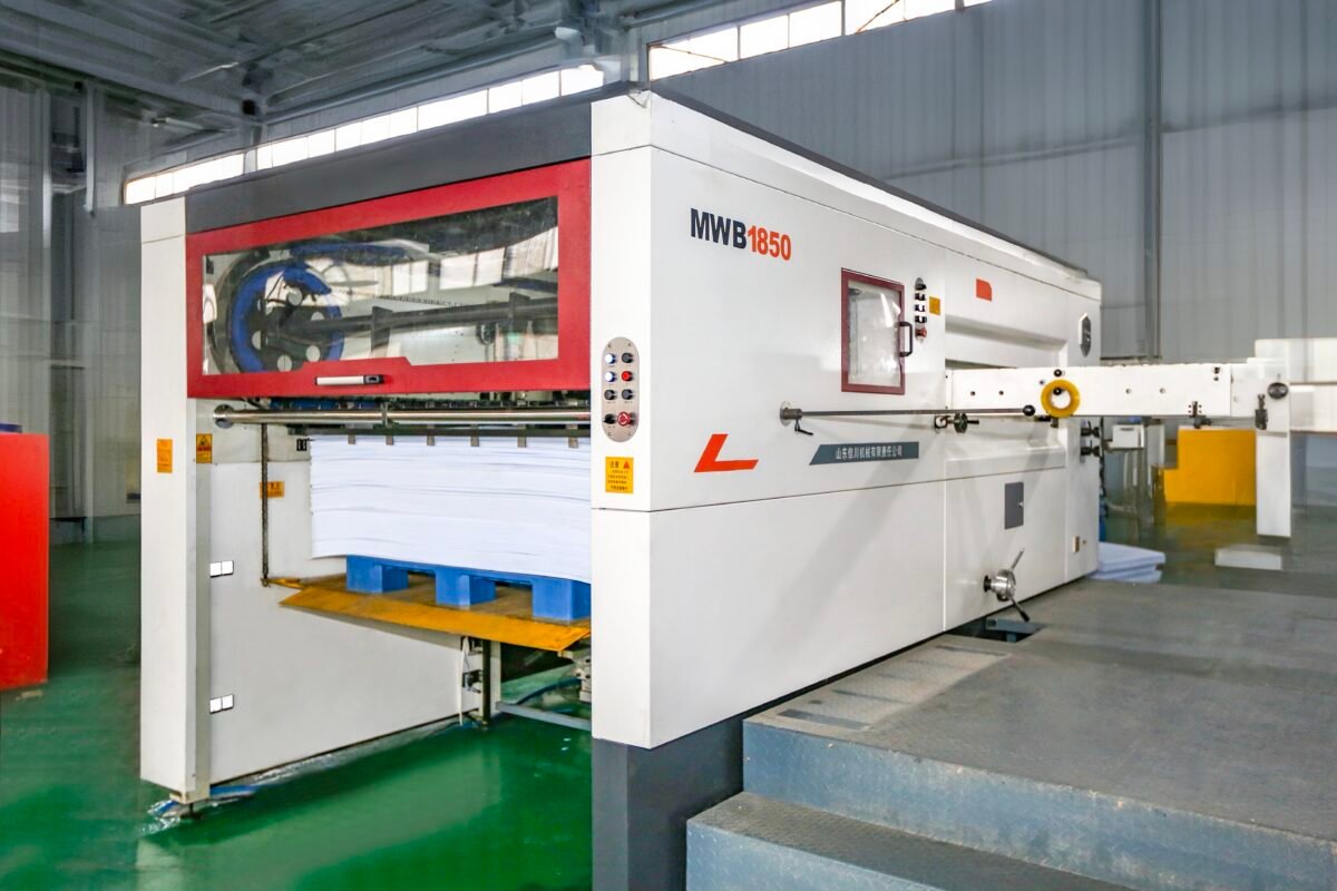 Fully Automatic Die-Cutting Machine